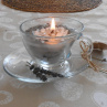 Levandulová svíčka v hrnečku