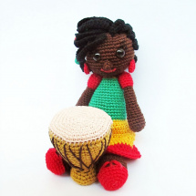 NÁVOD - háčkovaná panenka Jamajčanka
