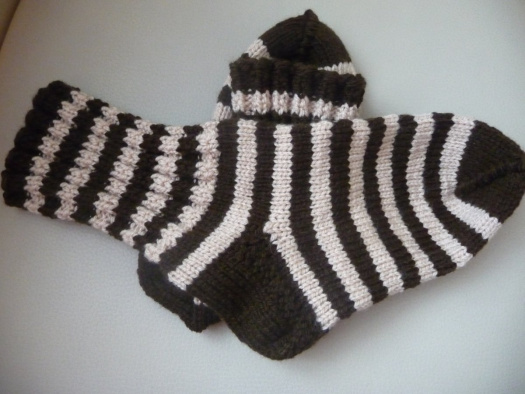 Ponožky hnědé-proužkaté 37-38