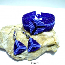 Náramek - trojúhelníky modré