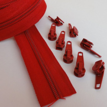 Výhodný balíček - 2m zipu (5mm)  + 8ks jezdců - barva červená  (148)