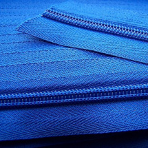 Výhodný balíček - 2m zipu (5mm)  + 8ks jezdců - barva modrá  (340)