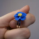 Modrý prsten květina