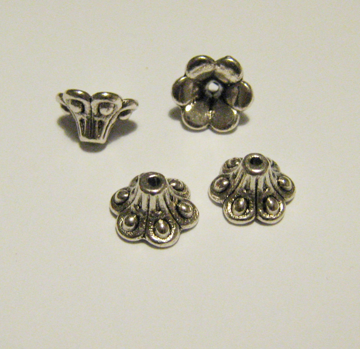 Kaplik cca 10 mm x 6 mm - 10 ks