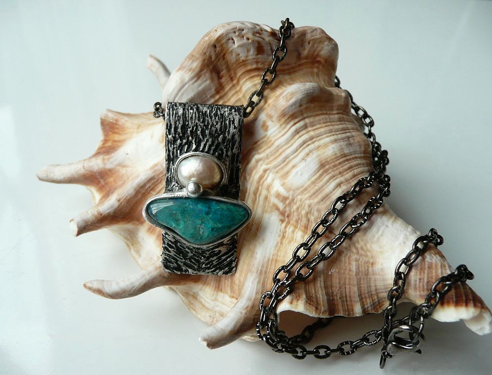 Šťastnou plavbu!    /chryzokol, říční perla/