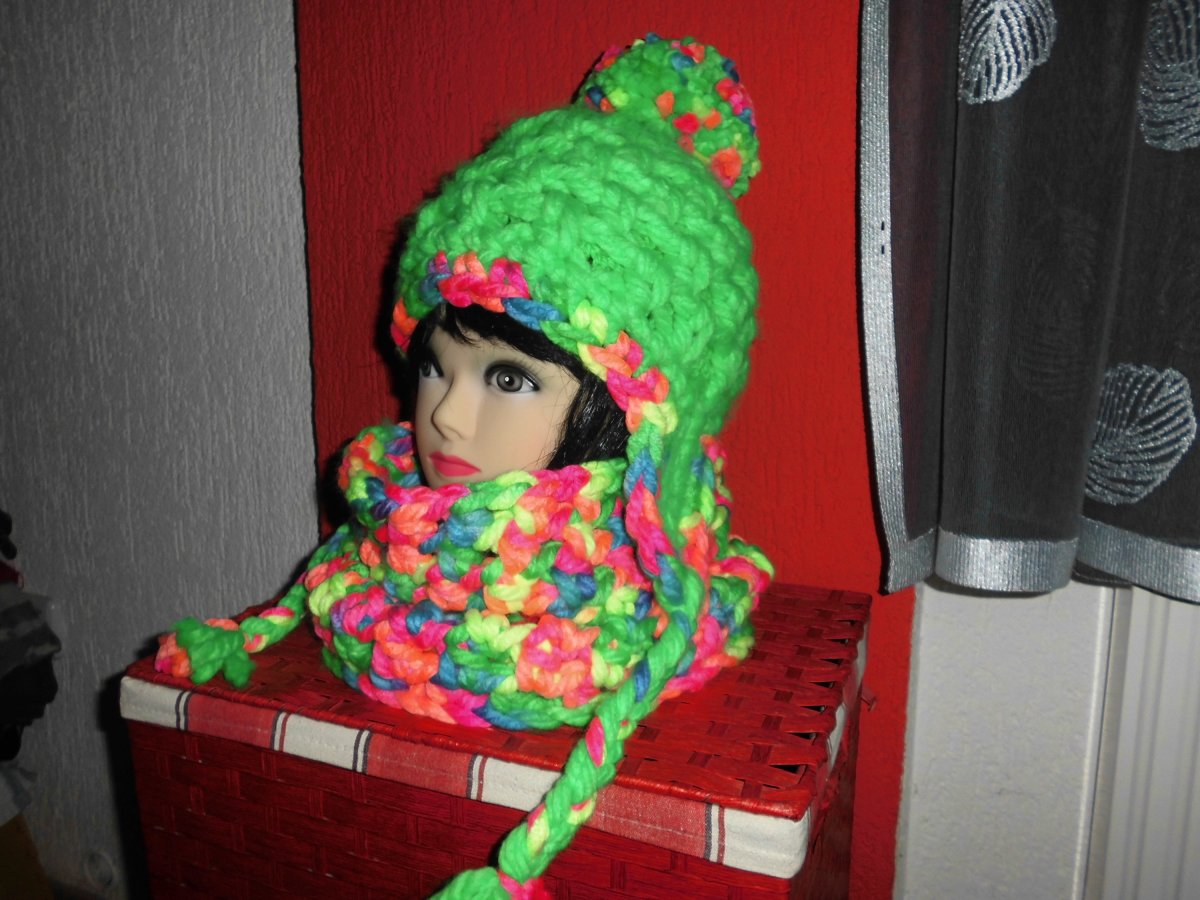 čepice a nákrčník