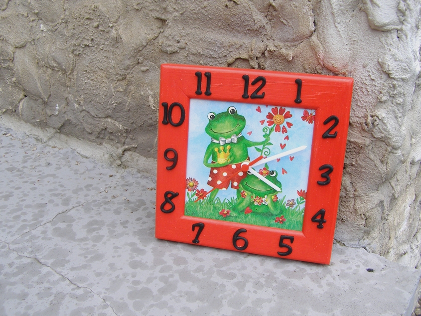 Dětské závěsné hodiny - Žabí láska
