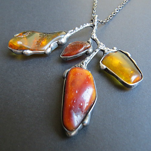 když borovice pláčou