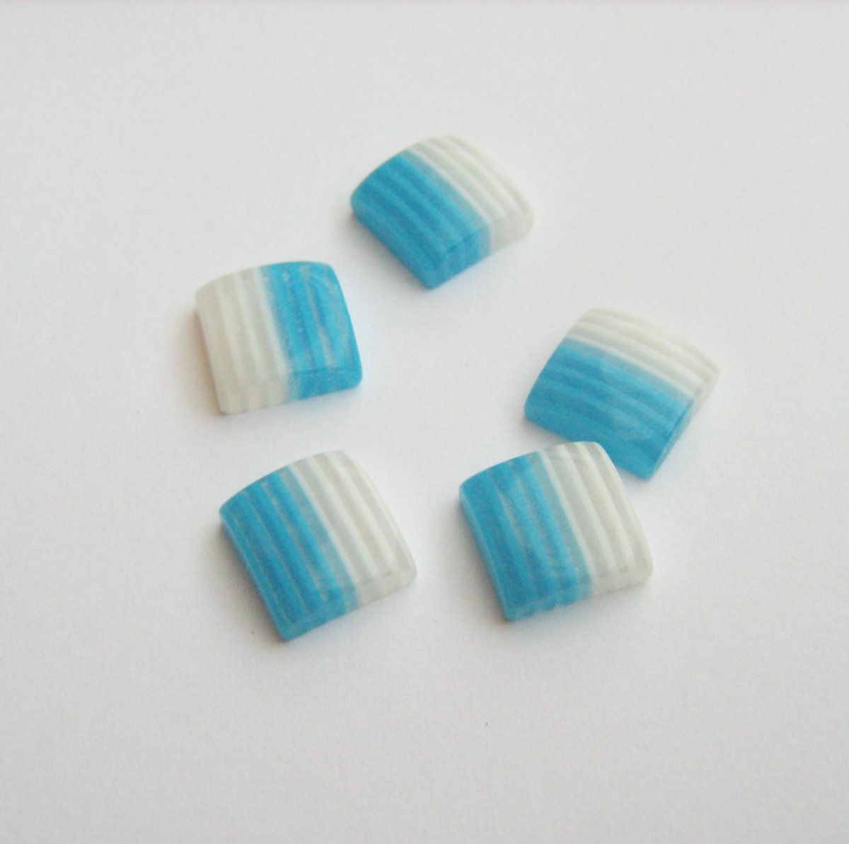 Kabošon 8 mm - 6 ks