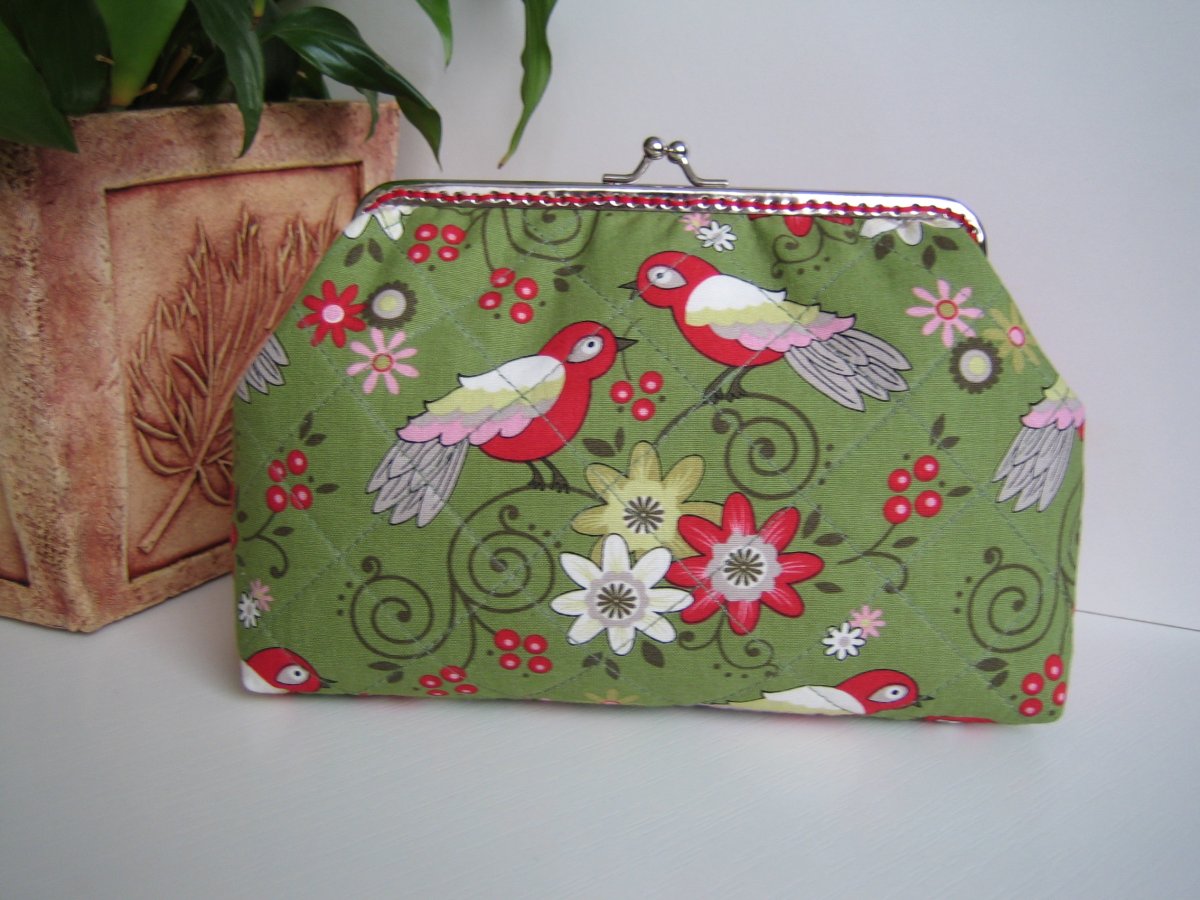 Ptáčci na zelené s puntíky :o)