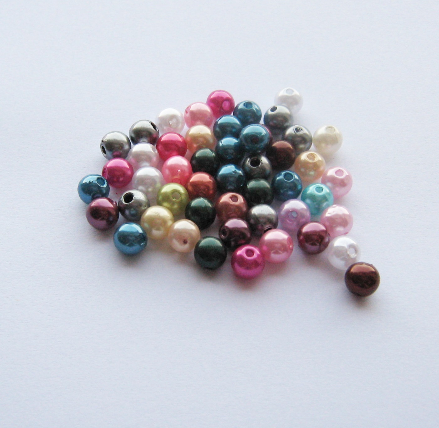 Akrylové korálky 6 mm/ 100ks