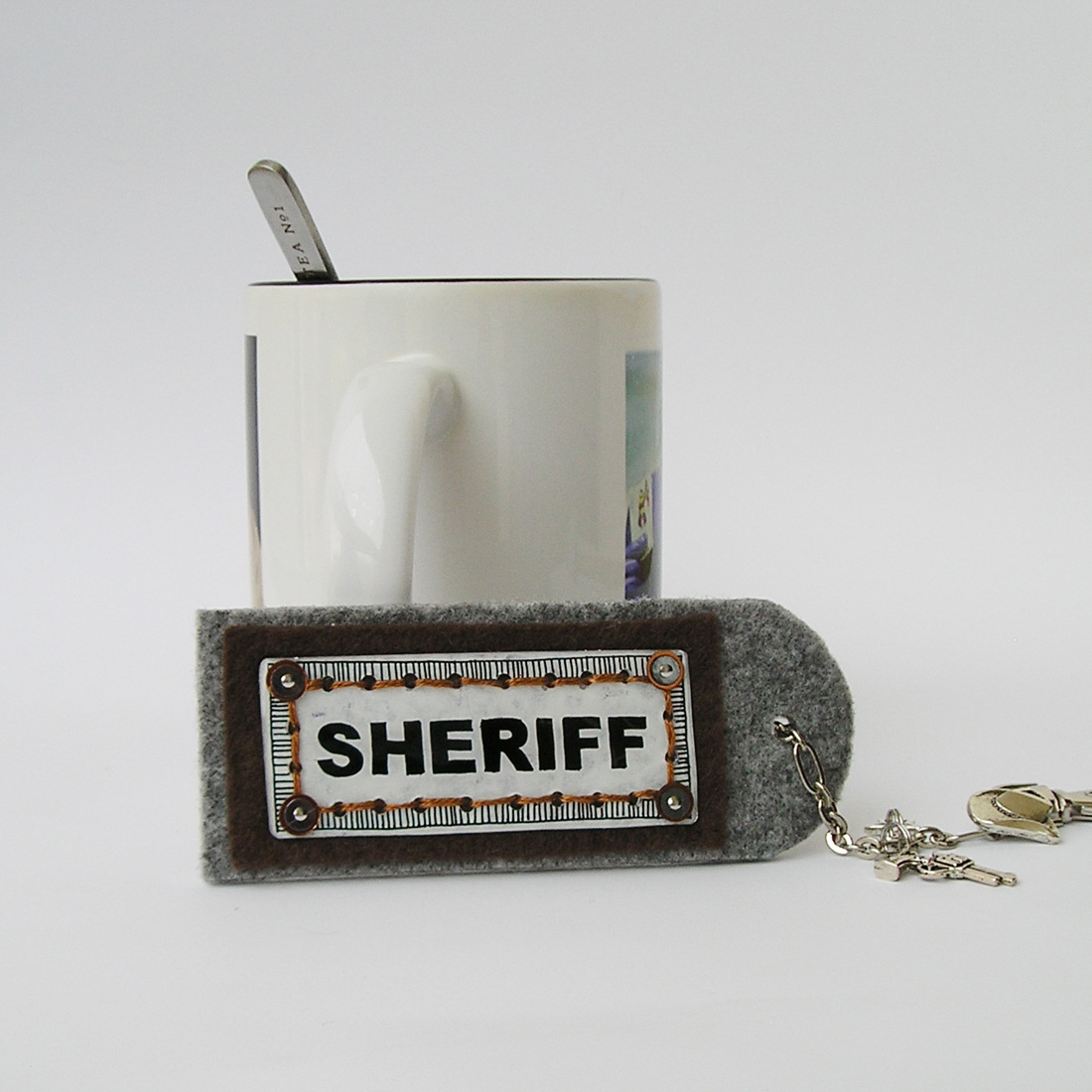 Sheriff, cedulka na karabině