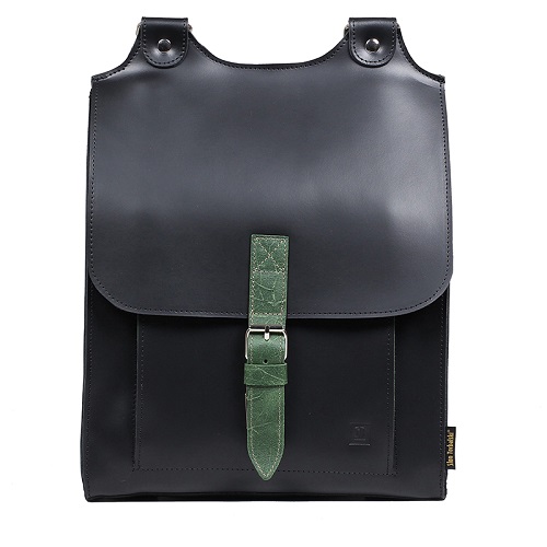 Kožený batoh černý s modrým řemínkem