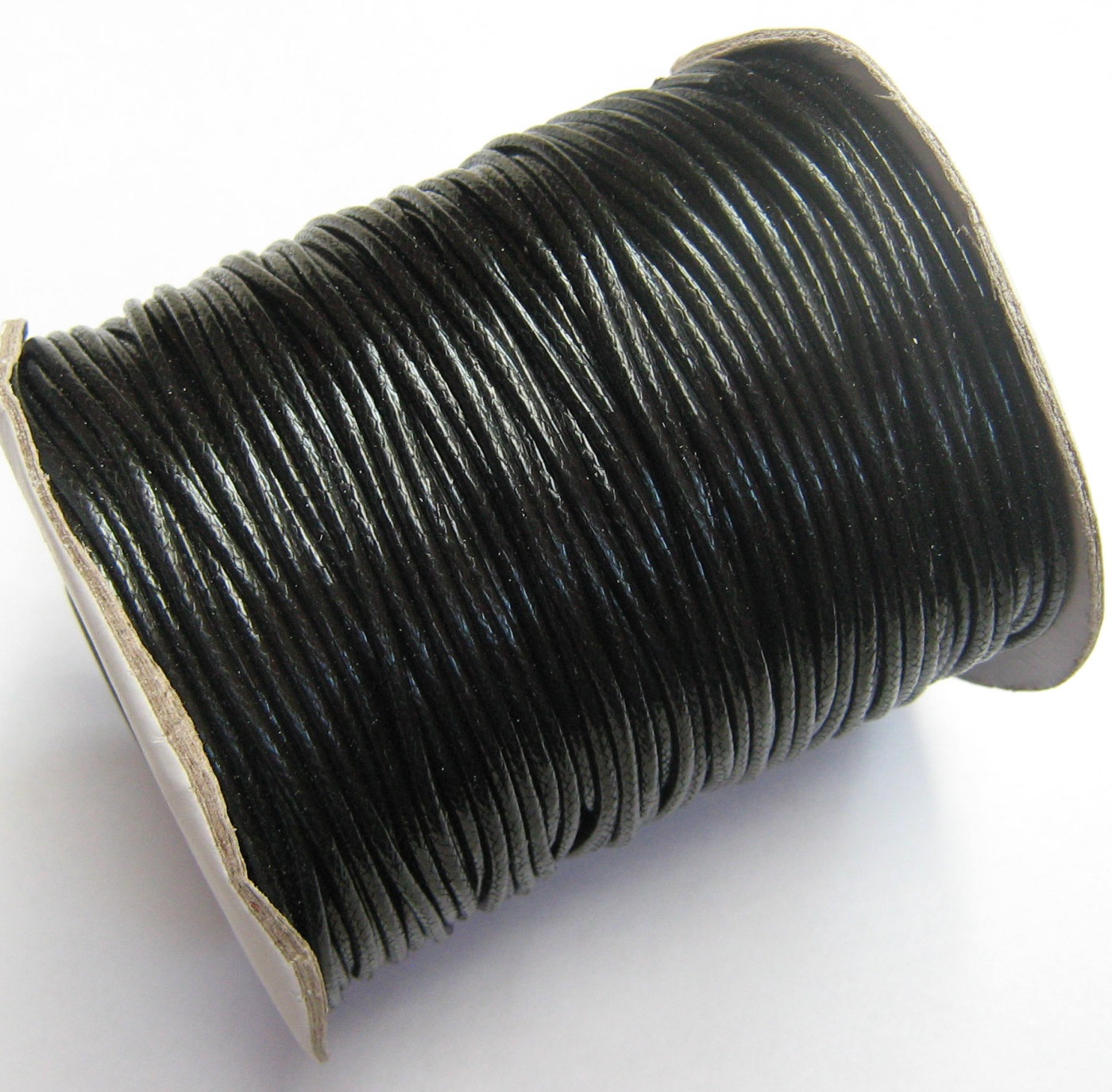 Voskovaná šňůrka 2 mm - 1 m