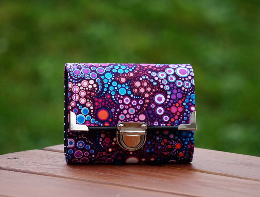 Peněženka fialové bublinky, 8 karet, na fotky