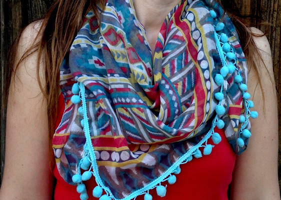 Indiánský šáteček s bambulkami - velký