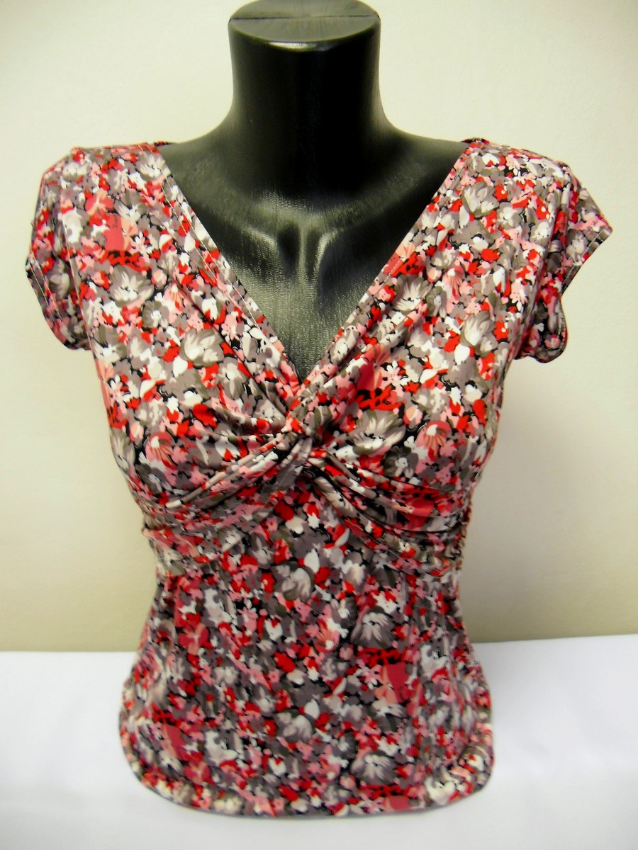 Top květovaný,vel.38