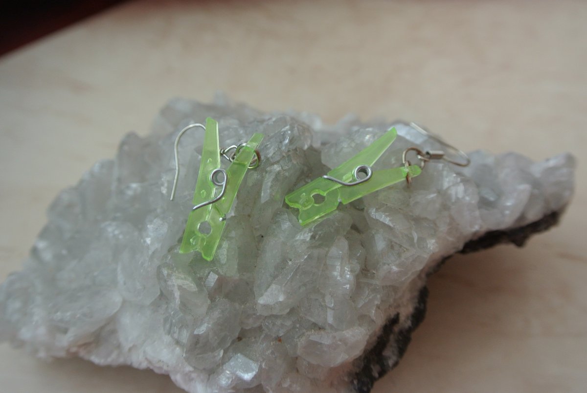 Bez kolíčků ani ránu.... menší v zelenkavé