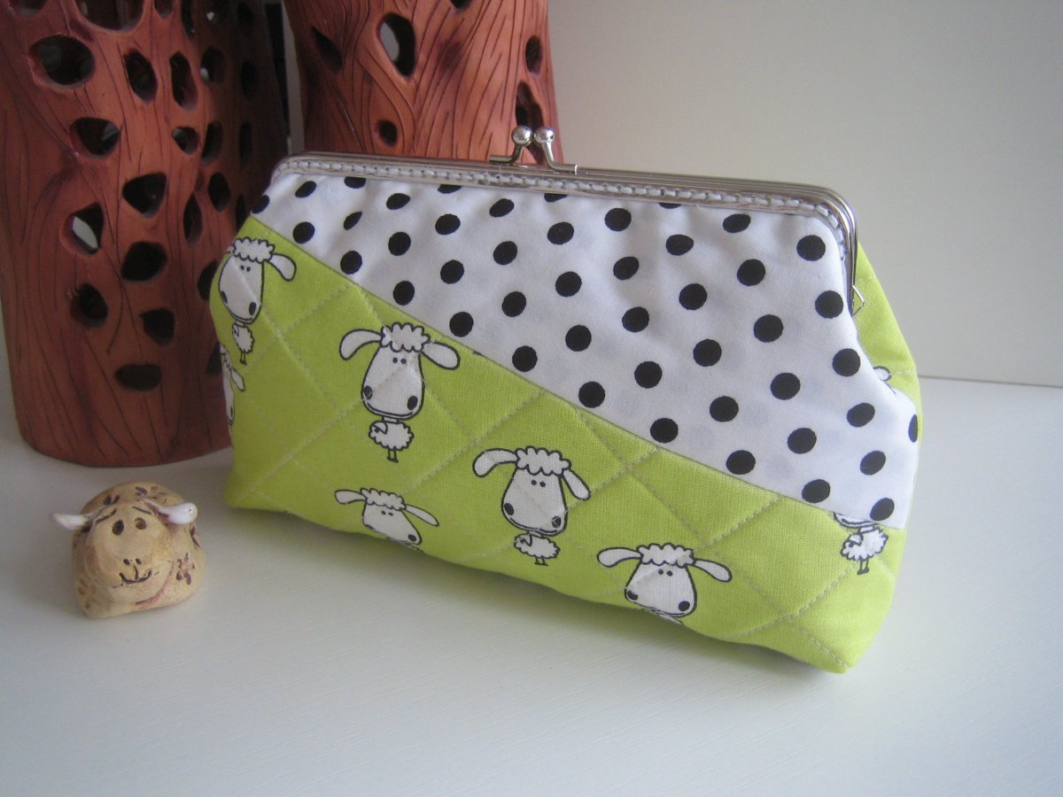 Ovečky a puntíky :)