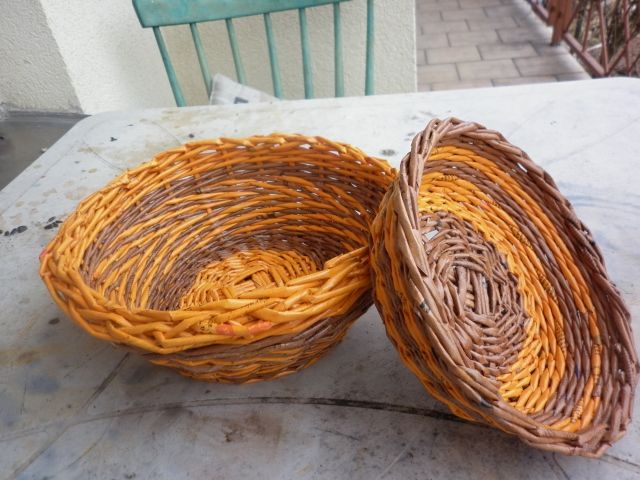 MISKA  DVOJITÁ  NA OVOCE, VAJÍČKA ČI PEČIVO