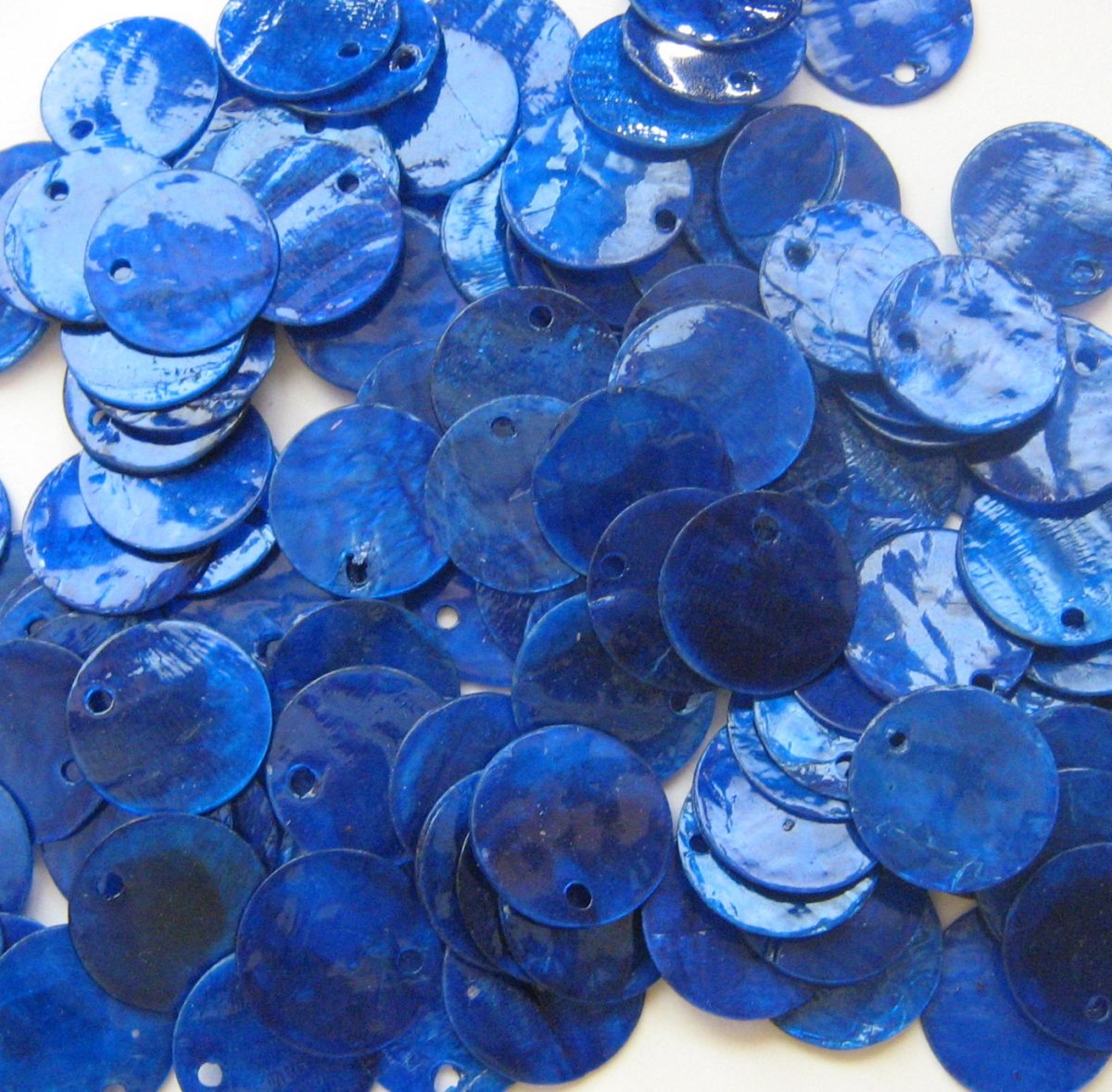 Perleťové penízky 15 mm 8ks.