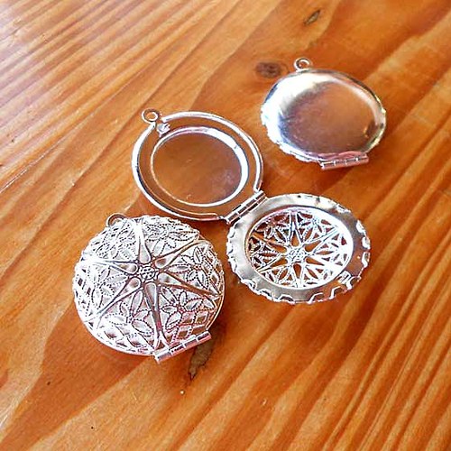 Kulatý Medailon s Hvězdičkou - 1ks - Stříbrný