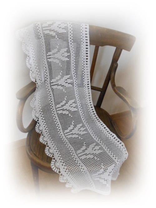 Záclonka s tulipány...