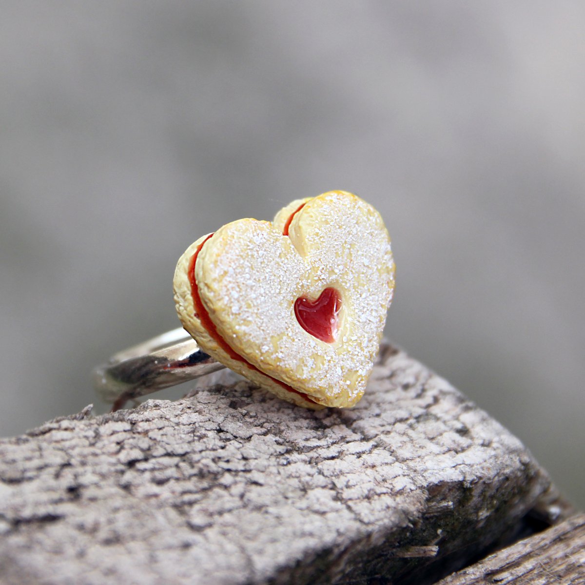 Linecká kytička prstýnek