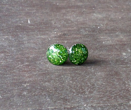 Zelené třpytivé pecičky