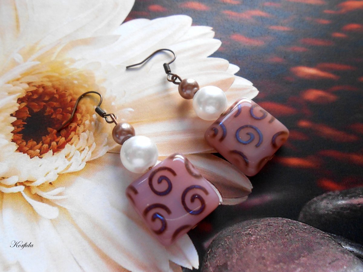 Náušnice hnědé s bílou a čtverečky (174/16)