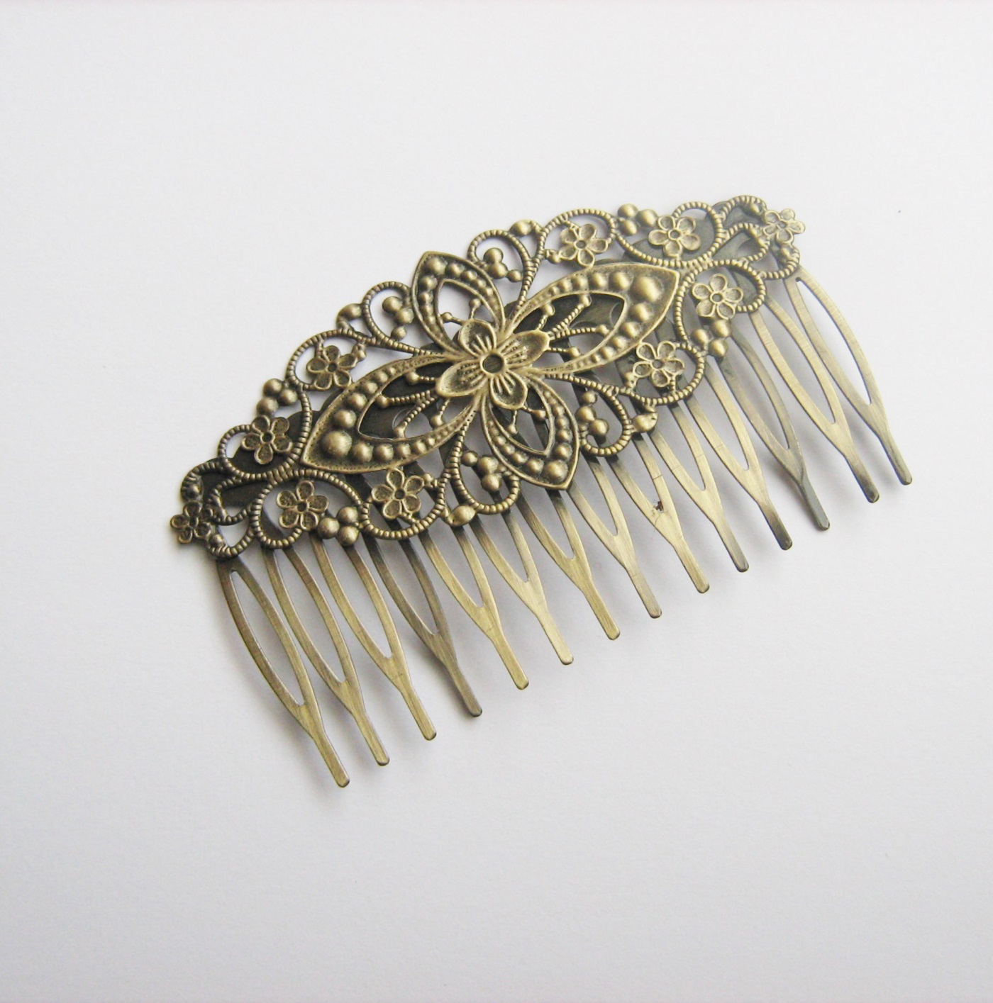 Hřeben s filigránerm 1ks