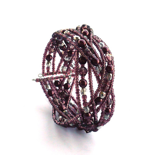 Temně fialový propletený náramek