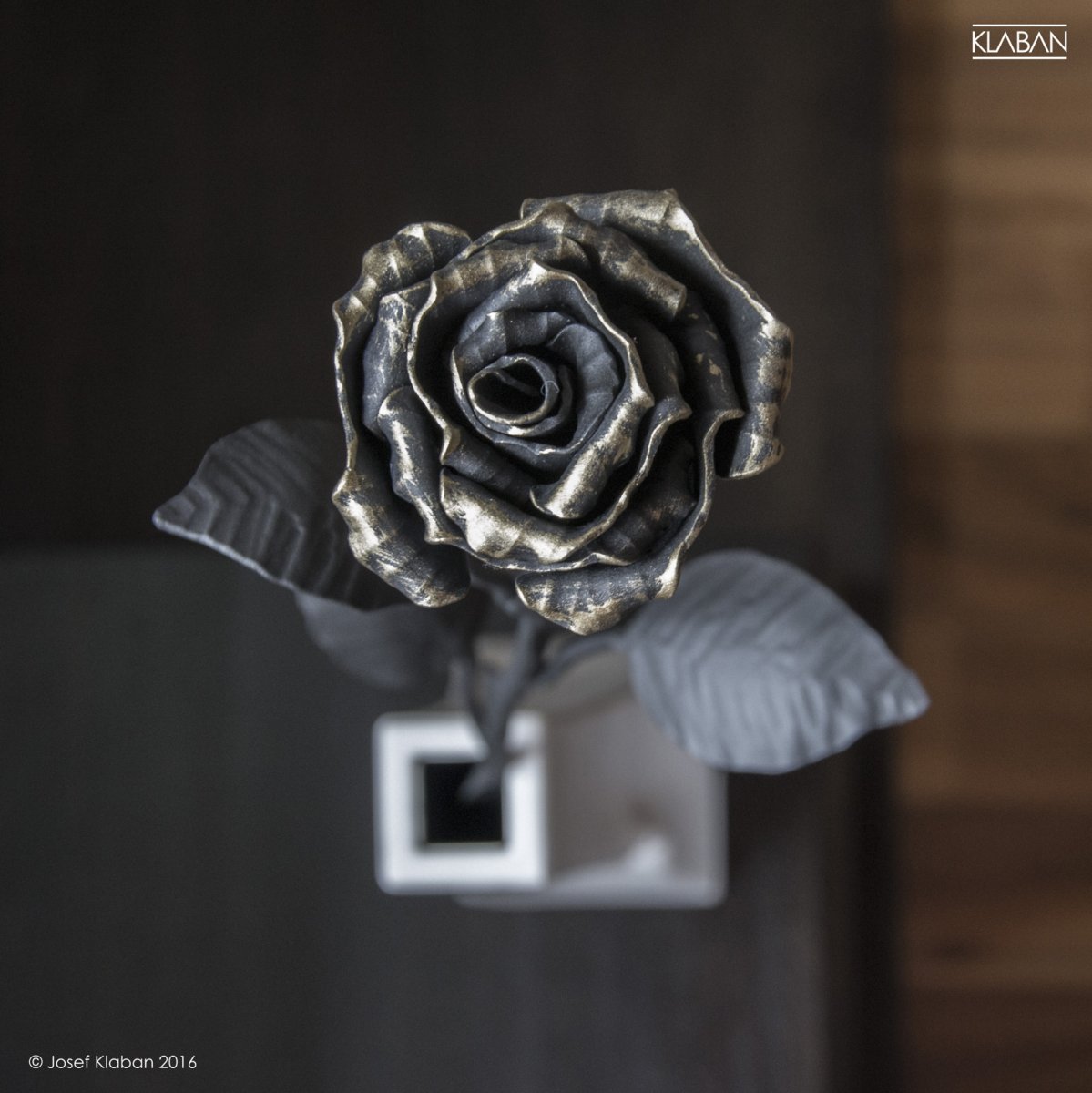 Kovaná růže ZLATÁ