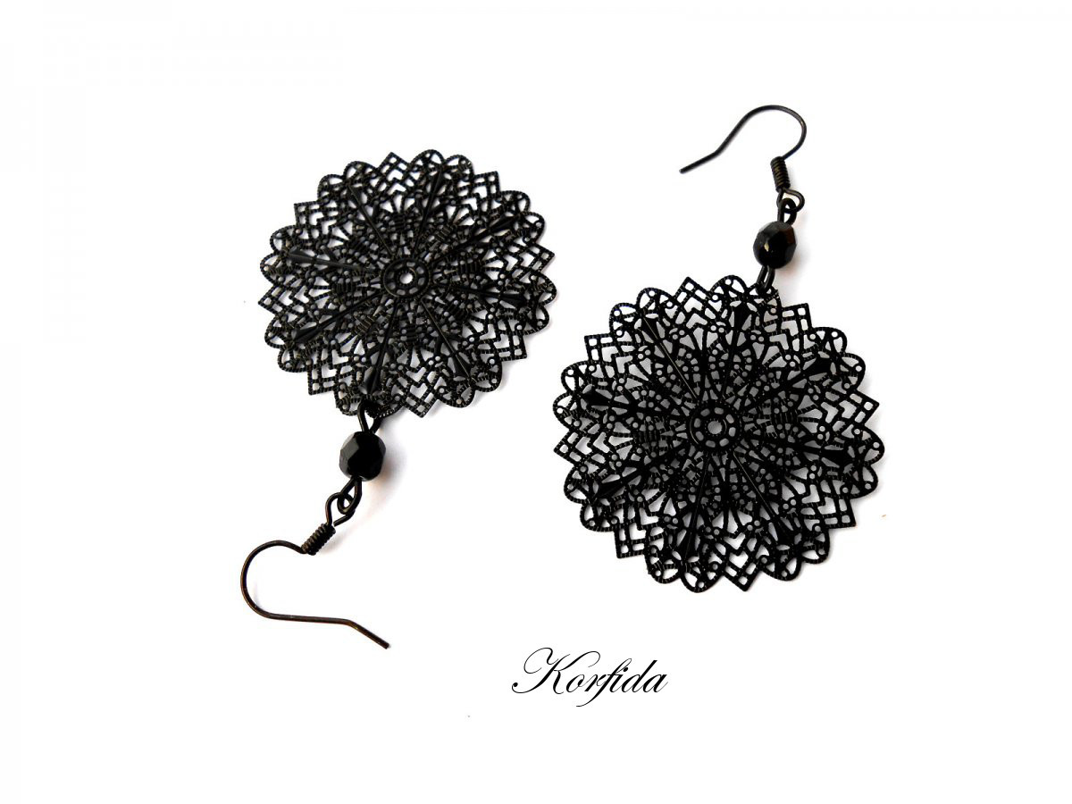 Náušnice černé (51/19)