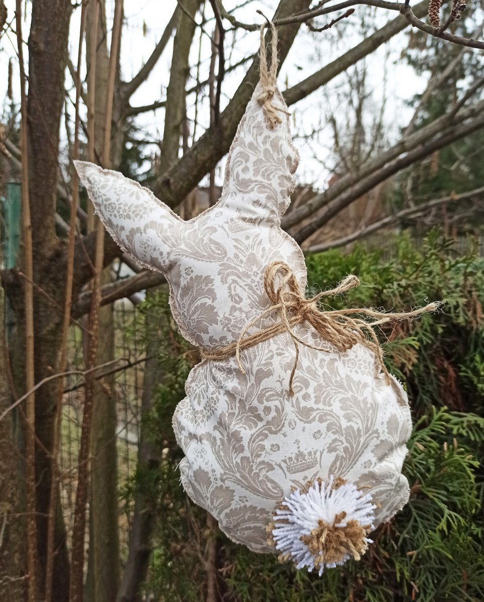 Zajíček k zavěšení