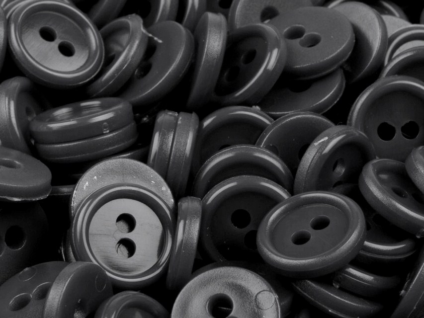 Plastové knoflíčky - 10 kusů.