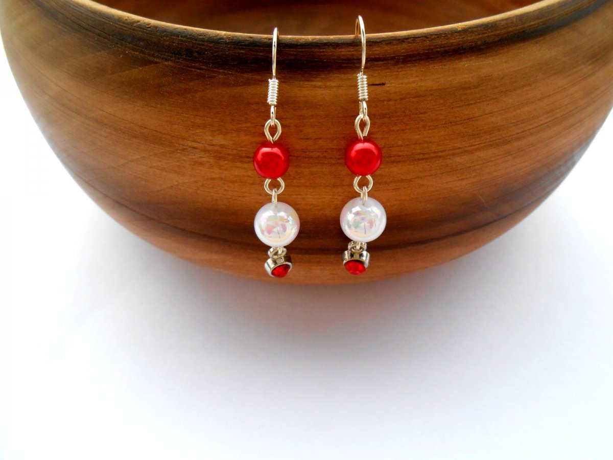 Náušnice bílá + červená (43/16)