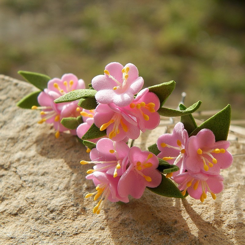 Květinové vlásenky