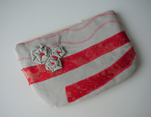 Taštička s ornamentem.