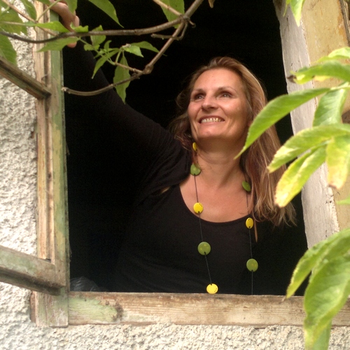 Puntíkaté korále s náušničkami