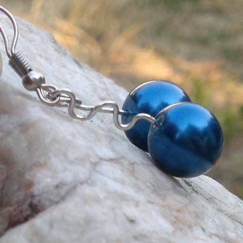 Modré kroucené perly