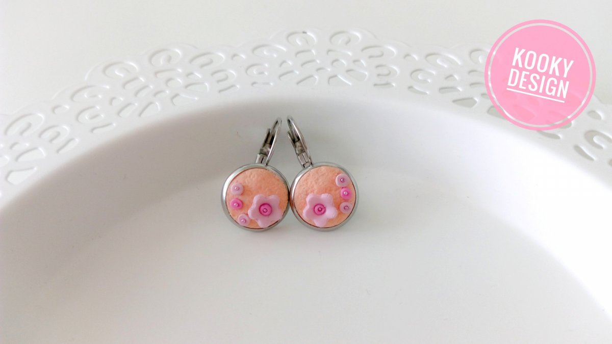 Nerezové visací náušnice s kytičkami