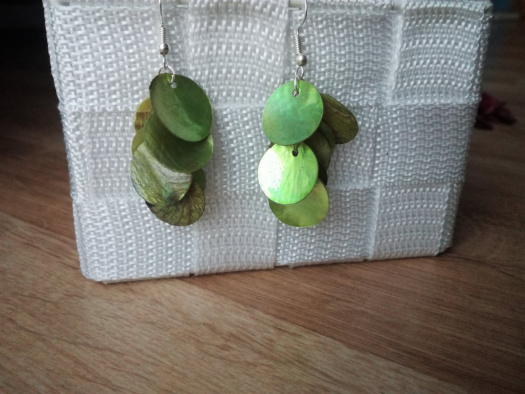Zelené perleťky - hrozny