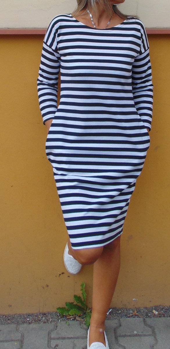 Šaty s kapsami pruhované, velikost 2XL - SLEVA NA SKLADOVKY