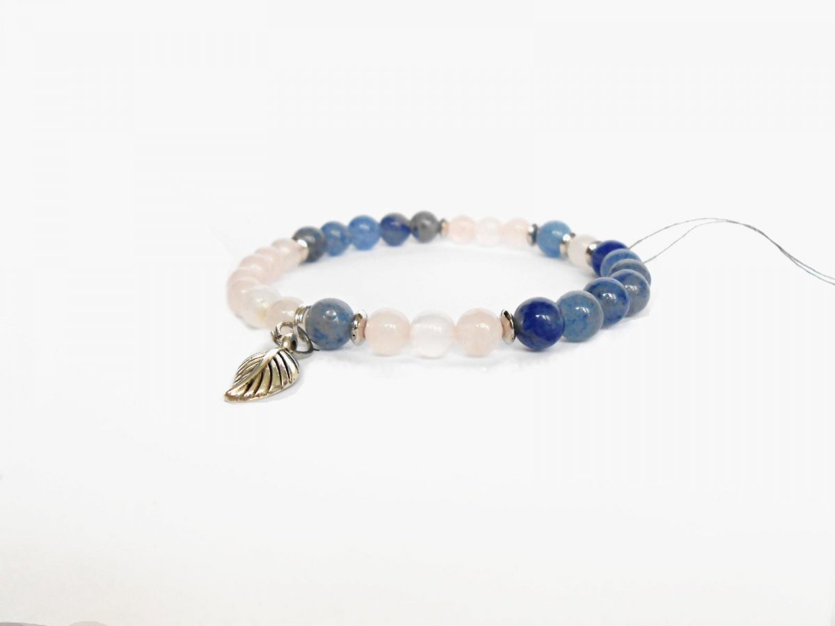 Náramek sodalit a růženín 