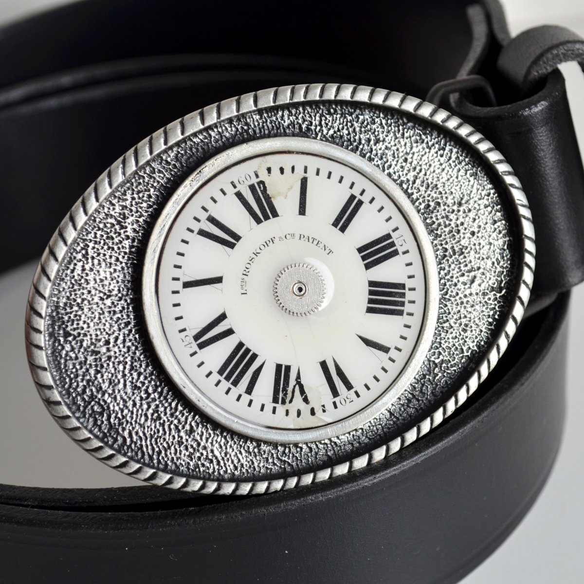 Černý kožený steampunkový opasek,s ciferníkem II