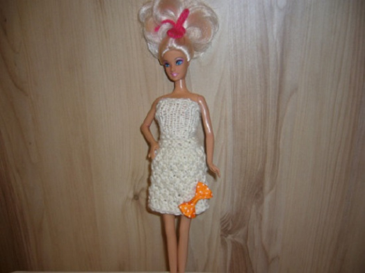 Barbie - bílá sukýnka s oranžovou mašličkou (20_37)