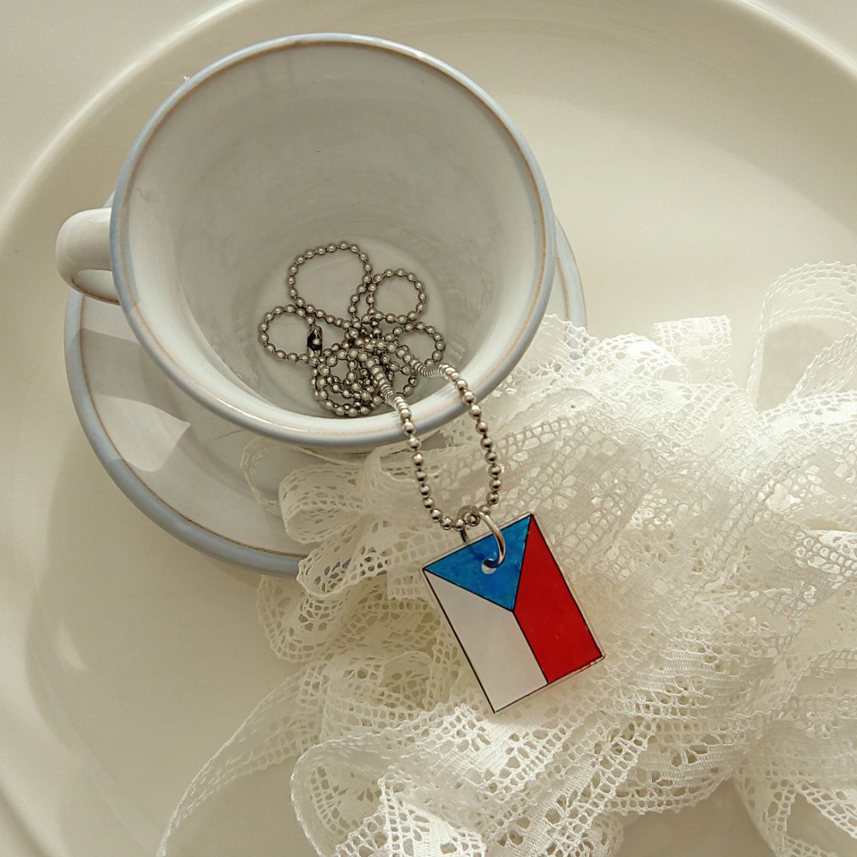 přívěsek plastový s českou vlajkou, nerez