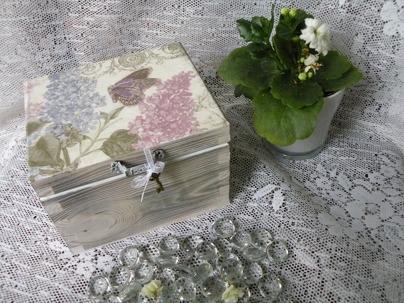 Svatební,dárková originální romantická krabička  - motýlek