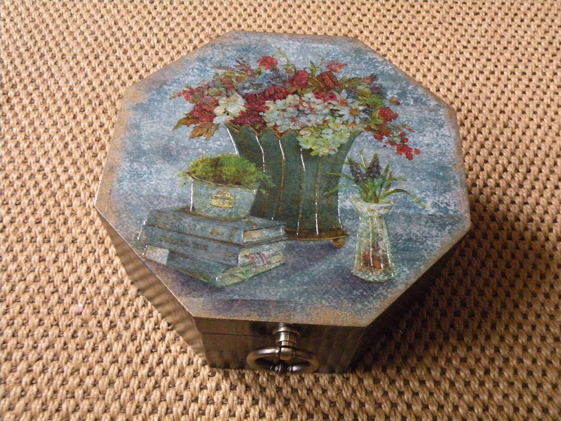 Krabička  krása dřeva vintage modrá